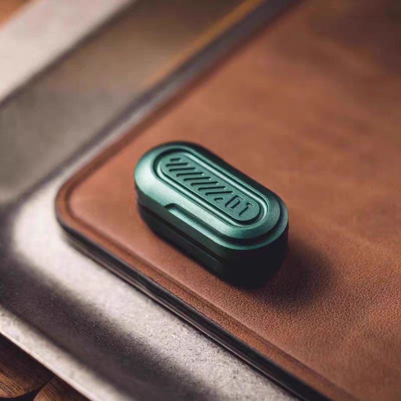 3-Layer Magnetic Card Slider